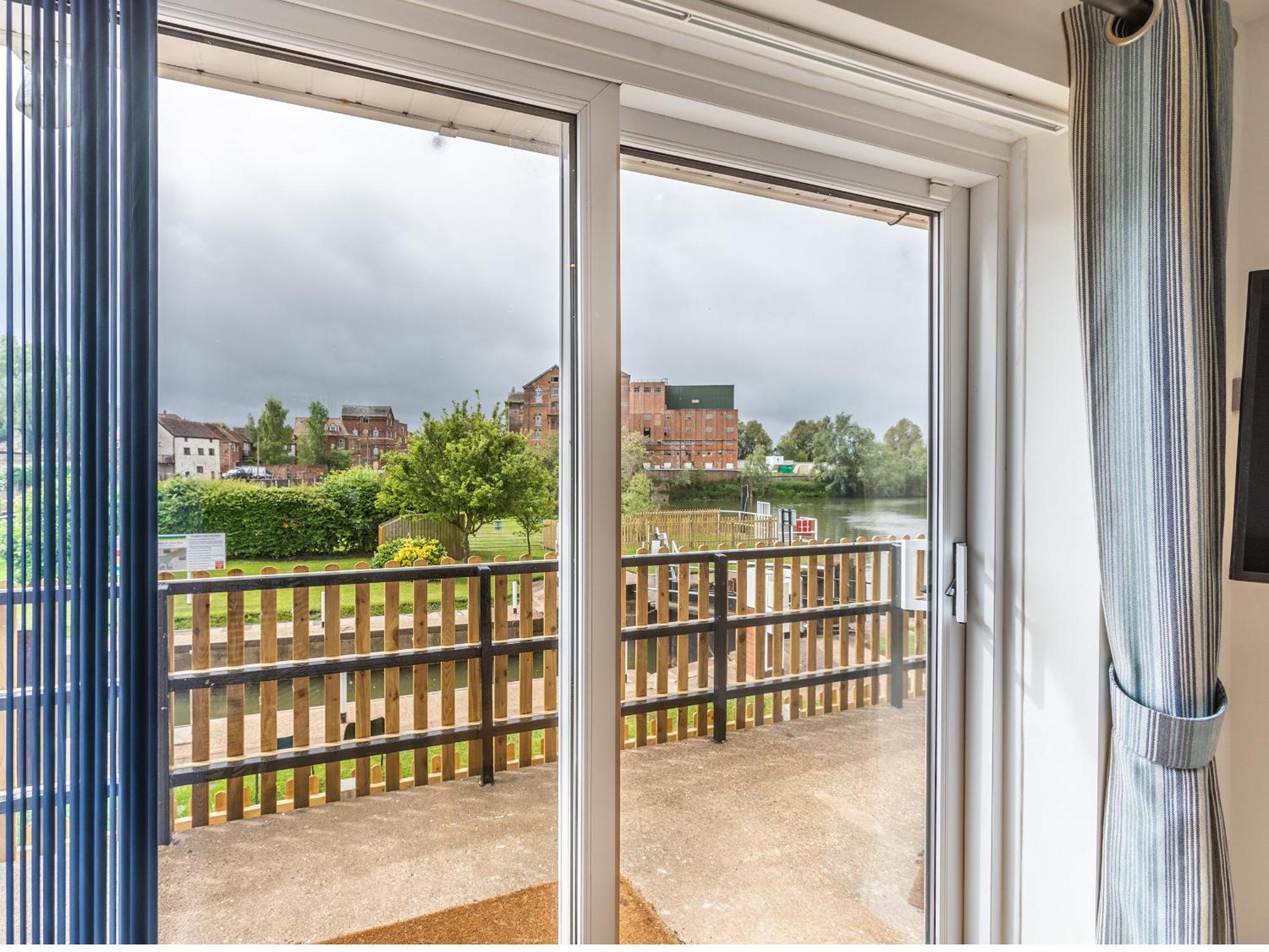 טוקסברי Avon Lock Cottage - Uk34125 מראה חיצוני תמונה